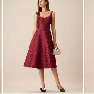 Women's Burgundy Midi Dress with Sweetheart Neckline